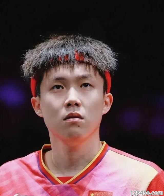 李宁足球鞋入手哪款好看？2024选购指南与热门款式推荐